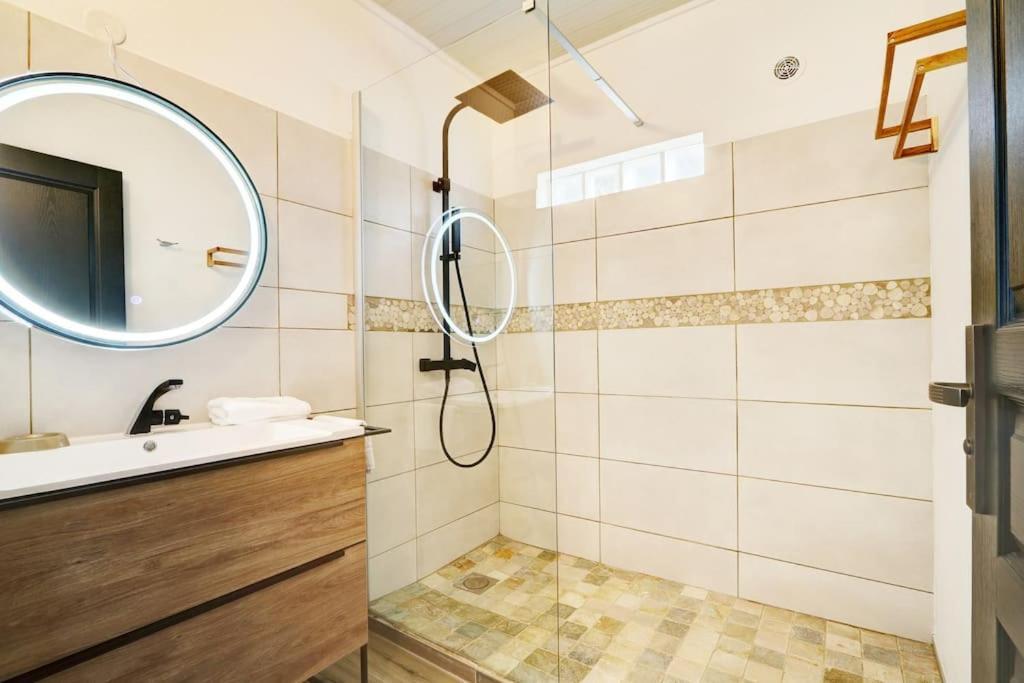 Villa 3 Etoiles Avec Piscine Chauffee Saint Pierre - Dodoterla Luaran gambar